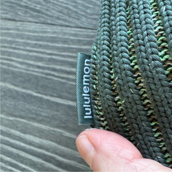 Lululemon Textured Fleece-Lined Knit Beanie in FPAI Green